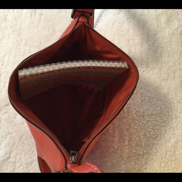 Coach G1792 Shoulder Duffle - Picture 7 of 8